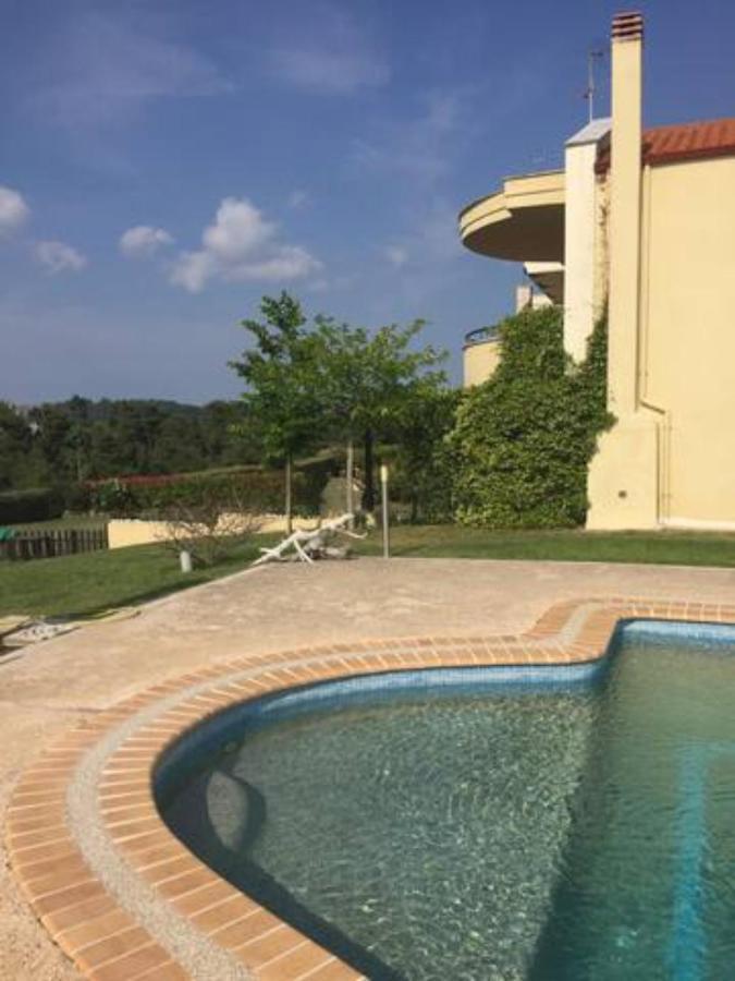 Elani #Luxlikehome Hill Summer Villa מראה חיצוני תמונה
